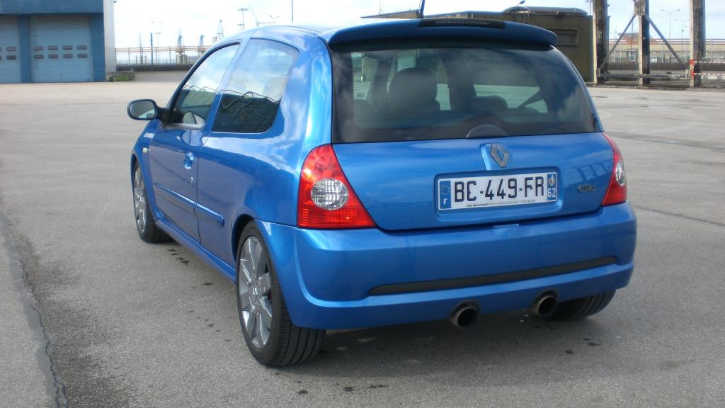 clio rs 182